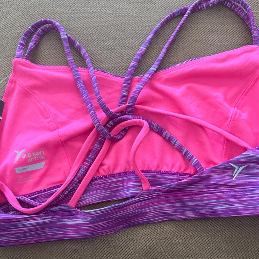 Old Navy Multicolor Strappy Sports Bra - Picture 5 of 6
